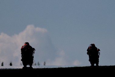 JEZIVA TRAGEDIJA Poginuo mladi motociklista (17): Sportski svet u šoku