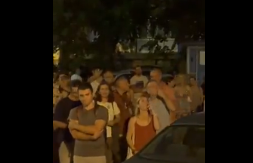 NEMA KRAJA ZGUBIDANSKOM NASILJU! Blokaderi došli ispred zgrada gde žive ministar Lončar i predsednik opštine Savski venac