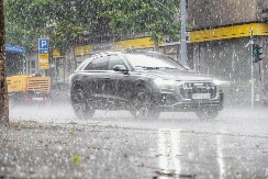 HITNO UPOZORENJE RHMZ: U naredna dva sata  pljuskovi sa grmljavinom, EVO I GDE!