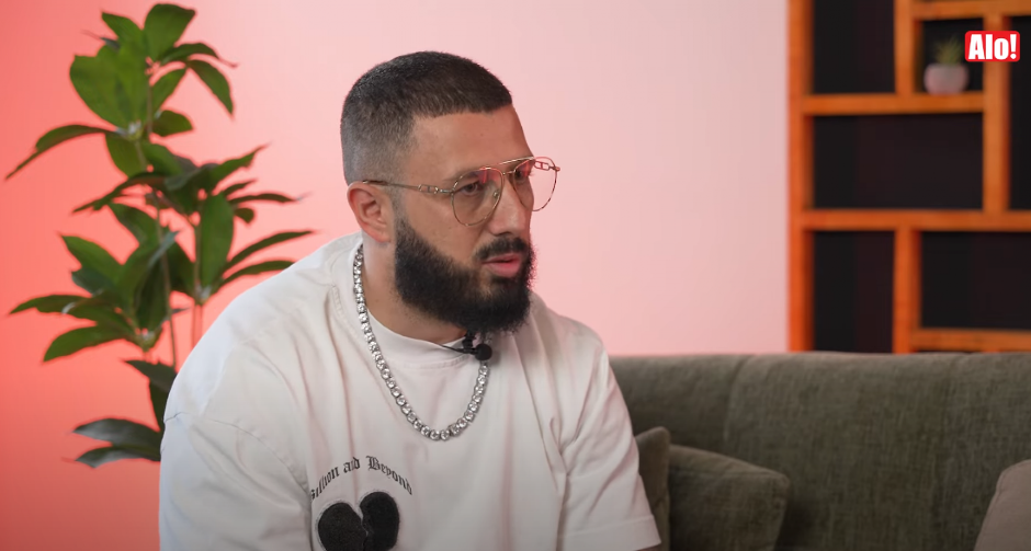 ODRŽAO NASTUP NA ŠTAKAMA! Sajfer prvi put u javnosti nakon pucnjave: ''Publiko, neće ispaštati zbog ovoga'' (VIDEO)