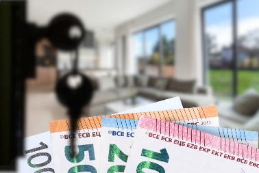 "Ko misli da na Zapadu s 2.000 evra ugodno živi, grdno se vara" Post gastabajtera gađa pravu u metu