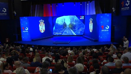 MACUT ZAGRMEO IZ KNJAŽEVCA: "Dok sam ja premijer, sankcija Rusiji neće biti!"