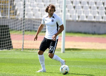 GDE JE I ŠTA RADI LAZAR MARKOVIĆ? Pred njim dve opcije za nastavak karijere, stidljivo se pominje i treća