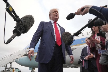 "NISAM JA MAJMUN!" Tramp pobesneo zbog snimka, vikao u sudu i tražio da ga izbrišu sa TikToka