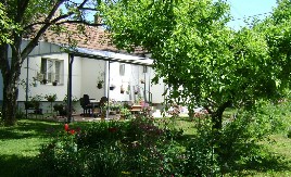 Na prodaju celo domaćinstvo nadomak Beograda: Odmah se uselite za 65.000 evra