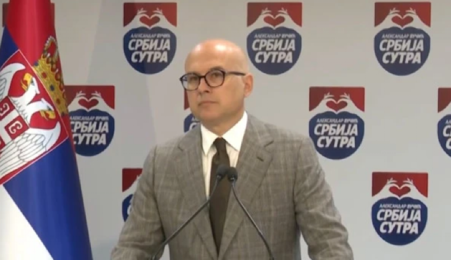 DOBRO JE DA JE DINKO GRUHONJIĆ TO NAPAO, ON RADI ZA DRUGU DRŽAVU! Vučević o paketu nacionalnih udžbenika