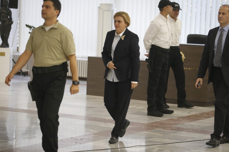 REZERVNI PLAN VRHOVNE TUŽITELJKE DA ZADRŽI POLJULJANU MOĆ: Briselska pravosudna invazija, kineske mete i blokada Trampovih investicija