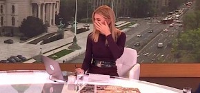 VODITELJKI SE OCRTAVA DONJI VEŠ Vrelo izdanje izazvalo lavinu komentara! (FOTO)