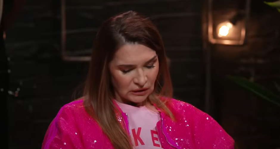 "BOJIM SE DA ĆU ZAVRŠITI KAO MOJA MAJKA" Pevačica otkrila potresne detalje: "Umrla je od tuge i stresa"