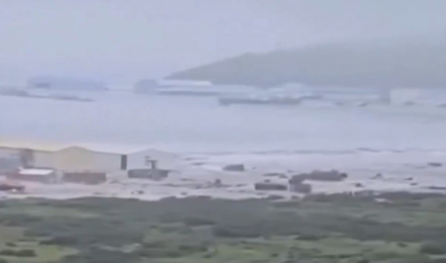 ZEMLJA SE RASPADA? Kamčatka „odšetala“ dva metra zbog brutalnog zemljotresa!