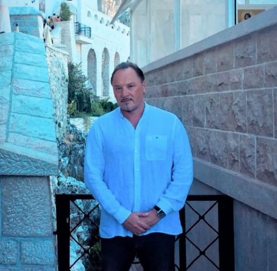 UMRLA MAJKA NENADA KNEŽEVIĆA KNEZA Pevač objavio potresnu poruku