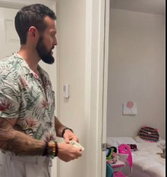 NEVIĐENA VASPITNA METODA Otac tera ćerku od 6 godina da plaća kiriju za svoju sobu, ljudi zgroženi