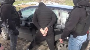 TEMERINAC ZADRŽAN U PRITVORU Policija mu našla heroin i oružje