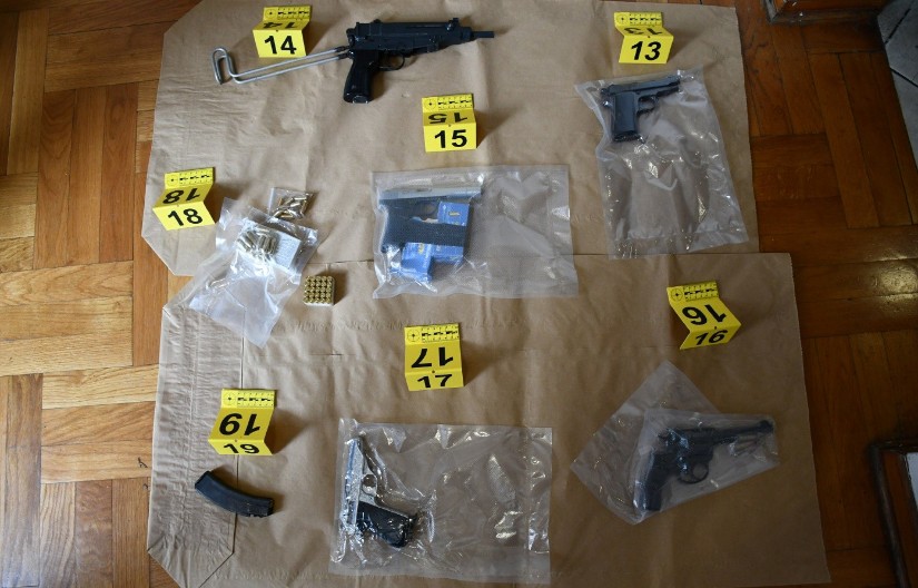 DOLIJAO DILER IZ SREMSKE MITROVICE Policija kod njega pronašla razne narkotike