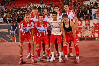 "NOVI" KAPITEN ZOVE NA SPEKTAKL Štoper Zvezde pozvao navijače na Leh: Da zajedno prođemo u plej-of