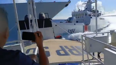 HAOS NA MORU Sudarila se dva kineska broda tokom potere za plovilom Filipina, odjeknuo SNAŽAN PRASAK! (VIDEO)