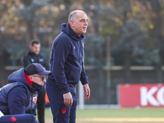 PRIPREMITE CRVENE I BELE MAJICE Milijaš zove "delije": Pun stadion je ključ uspeha