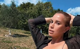 NIVES CELZIJUS ZAPALILA MREŽE! Grudi poskakuju, a tek da vidite u kakvoj je pozi (VIDEO)