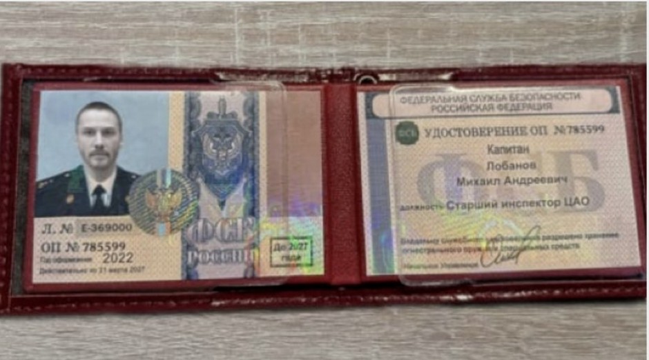 PREVARA GODINE! "MOŽETE DA BUDETE KRIVIČNO GONJENI ZBOG POMAGANJA UKRAJINI" Lažni FSB oficir prevario penzionera koristeći Keanu Rivsa (FOTO)