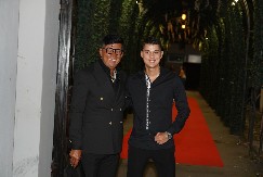 PROCURILA PEJINA INTIMNA FOTKA U 59. GODINI! Voditelj uhvaćen u šokantnom izdanju, ovo niko nije očekivao