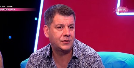 IVAN MARINKOVIĆ PRISUSTVOVAO STRAVIČNOM UDESU Auto prevrnut, ženu izvlačili iz kola: "Ne znam kako je živa!"