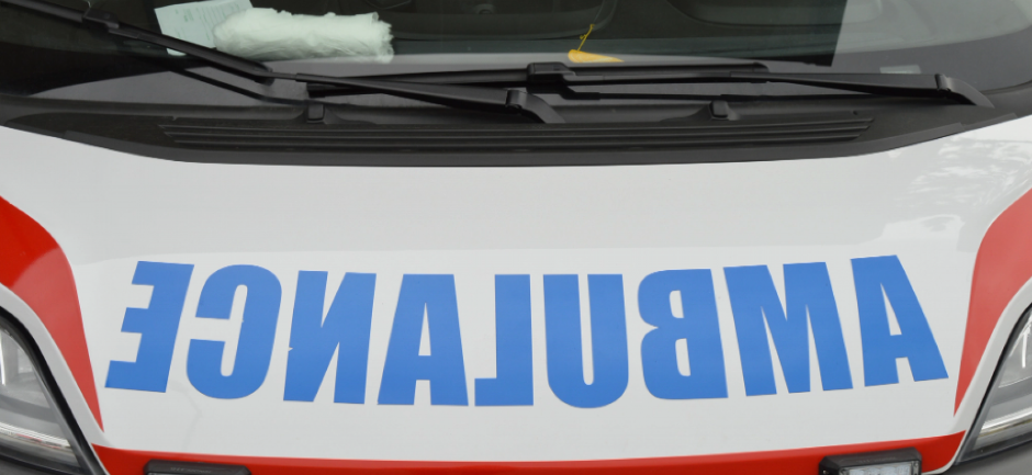 AUTOMOBIL SE ZAPALIO NAKON SUDARA SA TROLEJBUSOM Vozač poginuo na licu mesta