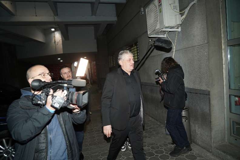 TONI BIJELIĆ SE NAKON RAZVODA SUOČAVA SA OZBILJNIM PROBLEMOM Dragana se tu ne meša, živi svoj život