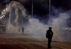 SKUP BLOKADERA U NIŠU JE PROPAO JER GRAĐANI NEĆE DA UČESTVUJU U NASILJU "Cilj im je da potpuno zaustave zemlju"