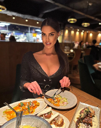 ZATVORILA BUTIK I POBEGLA IZ SRBIJE Svi se pitaju gde je nestala, evo gde se sada nalazi Dijana Diline (VIDEO)