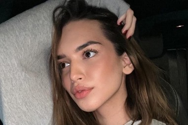 DOK SVI KAČE OCA, ONA OBJAVILA MAJKU! Hana Ikodinović ovim snimkom pecnula Daču, a javno se zahvalila Nataši Bekvalac