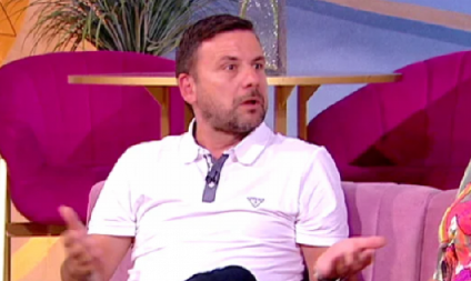 "NAŽALOST NEMA LEKA, PRESTAO JE SA TERAPIJAMA" Mikica Bojanić kroz suze o sinu koji ima autizam