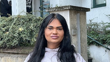 ''OSTAVIO ME DEDA KOJI ME FINANSIRAO...'' Kiki Star ne očajava, spakovala kofere i otišla u Budvu da nađe novog