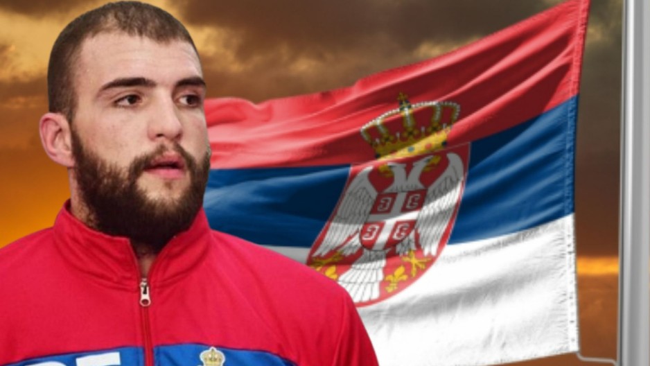 ''NIKAD PRAVOSLAVNIJI VELJKO RAŽNATOVIĆ'' Cecin sin pokazao tetovaže, krst i mišiće, napravio pometnju na mrežama