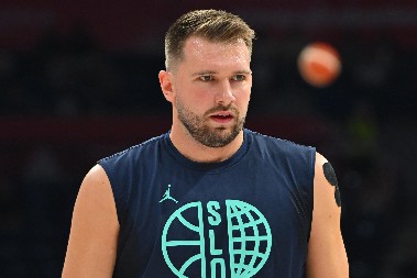 DRAMA POSLE SRBIJE Dončića zaboleo šamar od "orlova", nije mogao da se smiri