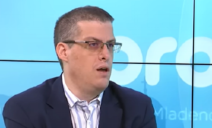 RAZOTKRIVEN! Ivan Ninić agent albanskih službi? Skreće pažnju sa detalja u klipu krivičnim prijavama!