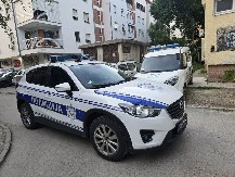 U TOKU JE POTRAGA ZA NJIMA Policija traži vozače posle udesa u kom je poginuo motociklista