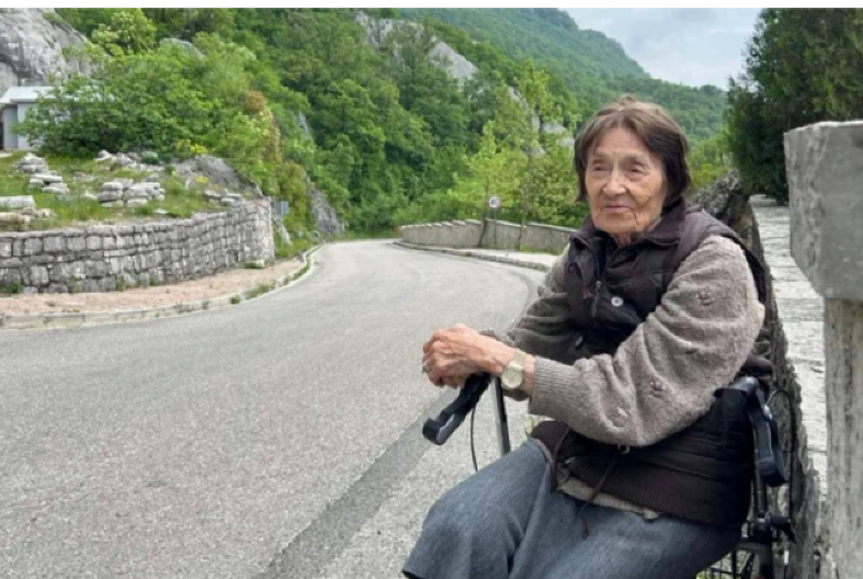 NESTALA SRPKINJA U GRČKOJ Dušanki se izgubio svaki trag, porodica moli za pomoć (FOTO)