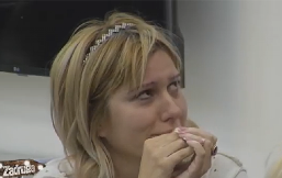 JELENA GOLUBOVIĆ NA SEDATIVIMA! Smrt bliske osobe je potpuno slomila: ''Mama ne prestaje da plače''