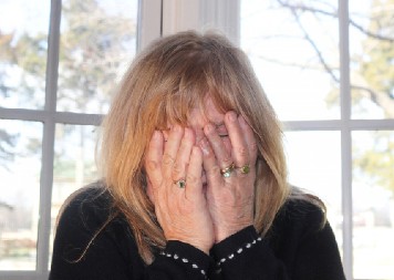 MLADOST SAM MU DALA, A SADA MUŽ NEĆE NI DA ME POGLEDA  Pored njega sam zaboravila šta znači biti žena!