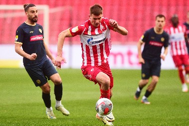 DEBI IZ SNOVA Milosavljević na prvoj utakmici postao heroj Bornmuta, dobio prestižno priznanje (FOTO)