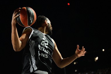 Partizanov prvi poraz na pripremama, Makabi slavio i ubacio preko 100 poena