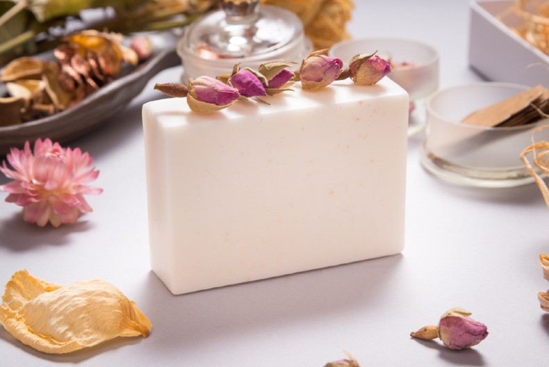 HENKEL UKINUO POZNATI PROIZVOD Rasprodate poslednje zalihe