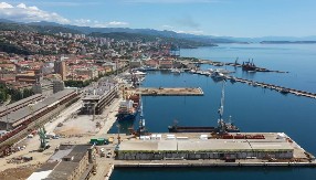 JADRAN U OPASNOSTI: Rijeka pretvorena u vojnu metu