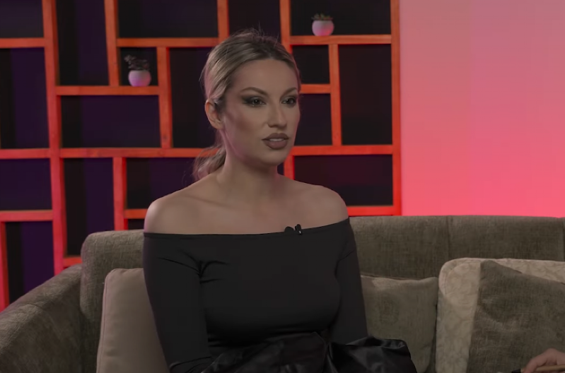 ZDRAVLJE RADE MANOJLOVIĆ NARUŠENO Problem je postao vidljiv, ne može više da sakrije