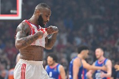 "MORAM DA IZABEREM I SEBE" Jedan od najvažnijih košarkaša Zvezde odabrao pet najboljih plejmejkera u Evroligi, tu je i igrač Partizana