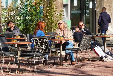 SVEŽE JUTRO, A ONDA... Evo šta nas čeka s vremenom danas! USKORO HLADAN TUŠ