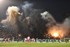 VATRENO OD STARTA Tek što je počeo, večiti derbi već prekinut (VIDEO)