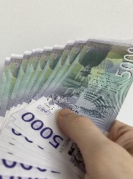 VANREDNO POVEĆANJE PLATA U SRBIJI!  Skaču zarade - Ovo je detaljna računica