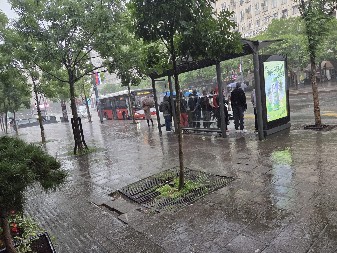 SPREMITE KIŠOBRANE! Stižu kiša i olujni vetar, zahlađenje od ovog datuma