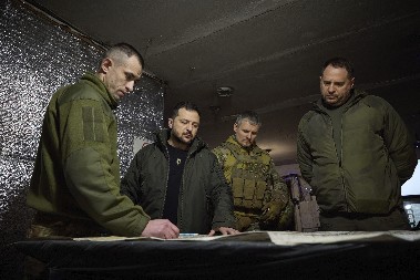 POBUNA U HARKOVU, VOJSKA OKRENULA LEĐA ZELENSKOM! Ukrajinski vojnici odbijaju naređenja dok ruske trupe jure ka frontu